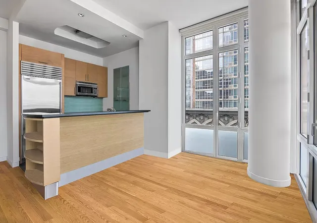Photo 4 of Sale Pending at 325 5Th Ave #19-H, New York, NY 10016 | MLS# RLS10965240 | Listing updated on 2026-05-02