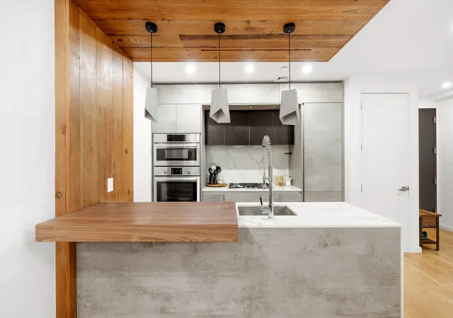 Photo 2 of Sale Pending at 548 Lafayette Ave #2-B, Brooklyn, NY 11205 | MLS# RLS11011619 | Listing updated on 2026-05-15