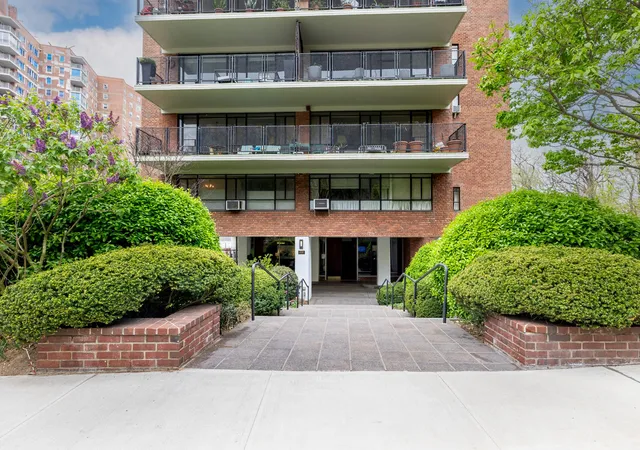 24th image of 2727 Palisade Ave #5-B, Bronx, NY 10463 | MLS# RLS10969986