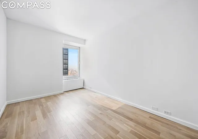 Photo 4 of Sale Pending at 150 W 56Th St #6303, New York City, NY 10019 | MLS# RLS11002407 | Listing updated on 2026-05-15