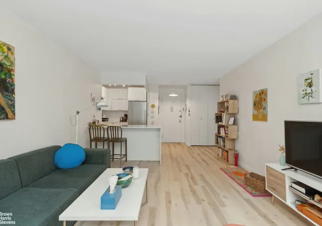 2nd image of 72-35 112Th St #2D, Forest Hills, NY 11375 | MLS# RLS10996946