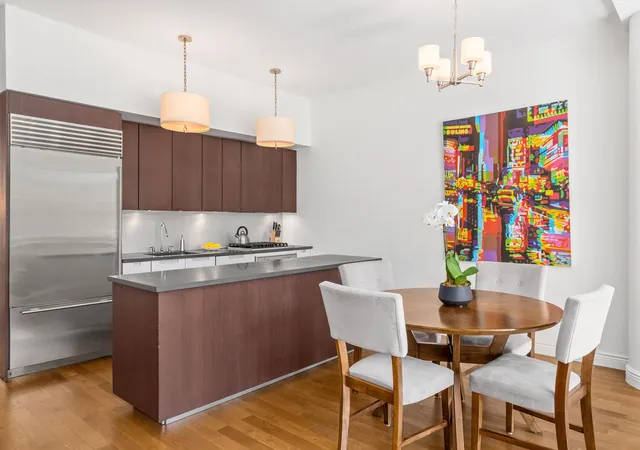 Photo 2 of Sale Pending at 225 5Th Ave #6K, New York City, NY 10010 | MLS# RLS10957367 | Listing updated on 2026-01-01