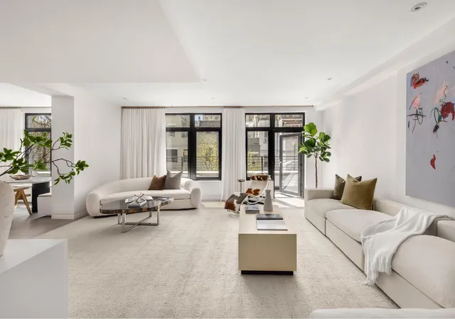 Listing Photo 4 - Condo for sale in building located at 324 W 108th St, New York City, NY 10025 - Unit #PHB