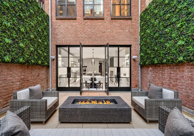 1st image of 34 E 62nd St, New York, NY 10065 | MLS# RLS10968028