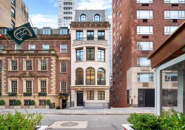 30th image of 34 E 62nd St, New York, NY 10065 | MLS# RLS10968028