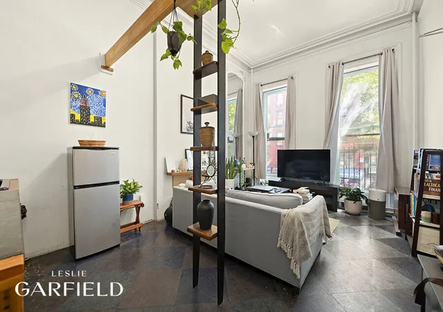 3rd image of 321 E 6Th St, New York, NY 10003 | MLS# RLS10968072