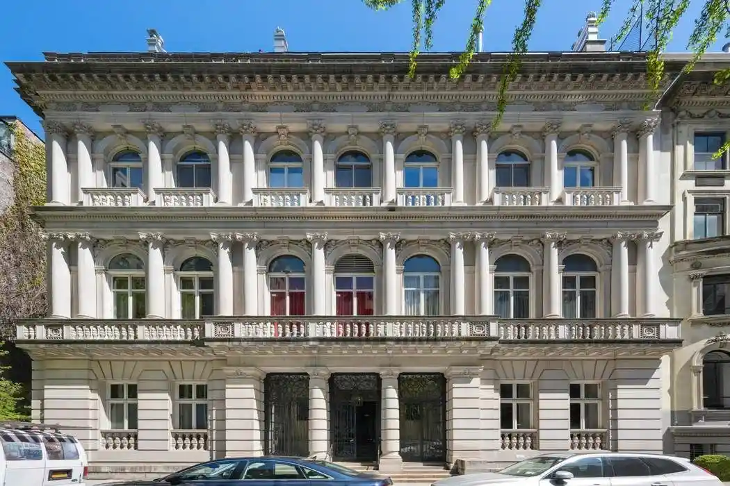 Photo 1 of Sale Pending at 11 E 73rd St #PH, New York, NY 10021 | MLS# RLS10971143 | Listing updated on 2026-10-28