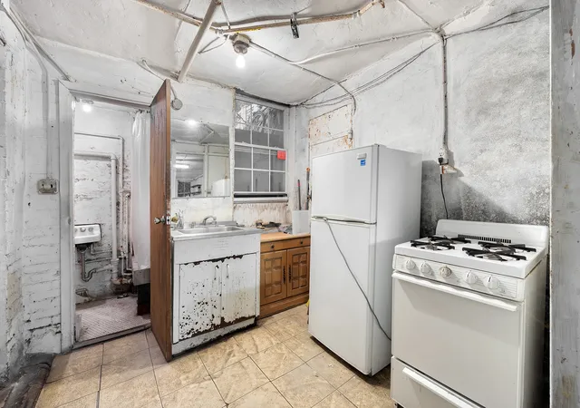 4th image of 195 Prince St #1LL, New York City, NY 10012 | MLS# RLS10942305