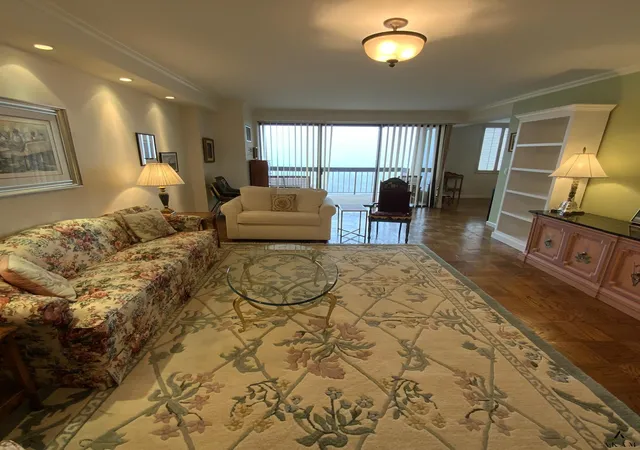 Photo 3 of Sale Pending at 271 10 Grand Central Pkwy #26G, Floral Park, NY 11005 | MLS# RLS10996378 | Listing updated on 2025-12-15