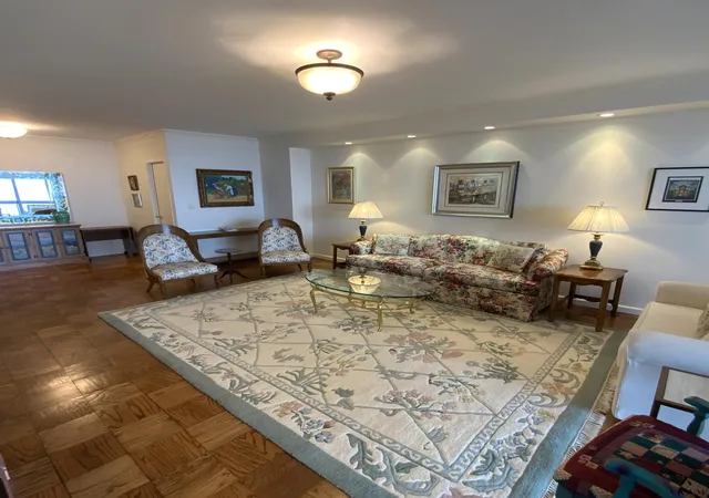 Photo 4 of Sale Pending at 271-10 Grand Central Pkwy #26G, Floral Park, NY 11005 | MLS# RLS10996378 | Listing updated on 2025-12-15