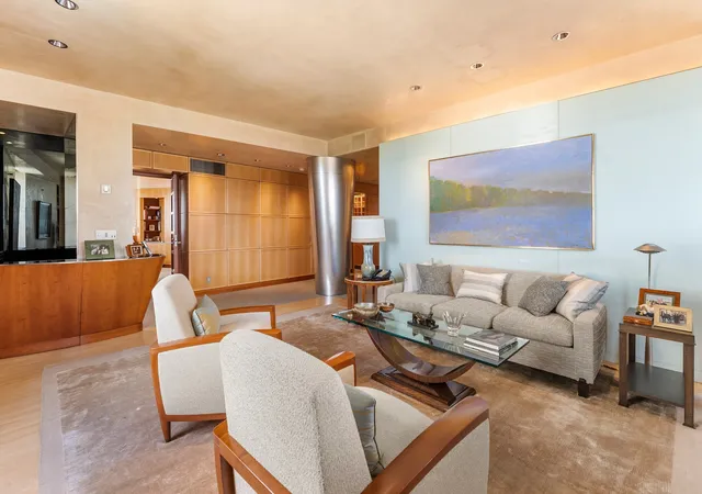 Photo 2 of House for sale at 781 5Th Ave #2001, New York, NY 10022 | MLS# RLS10986792 | Listing updated on 2026-01-29