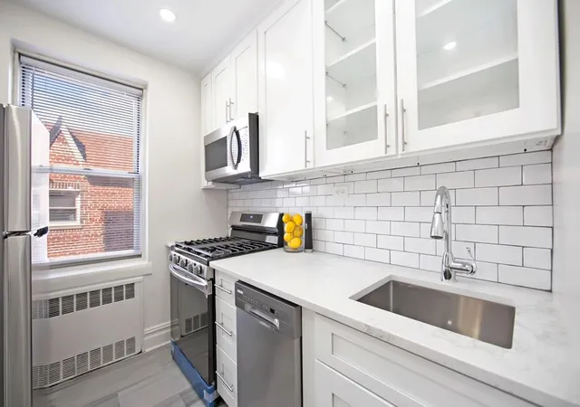 Listing Photo 5 - Condo for sale in building located at 58 Dahill Rd, New York, NY 11218 - Unit #3-A