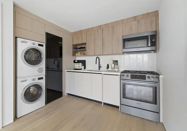 Photo 3 of Sale Pending at 229 Hawthorne St #4-A, New York City, NY 11225 | MLS# RLS10969322 | Listing updated on 2026-08-05