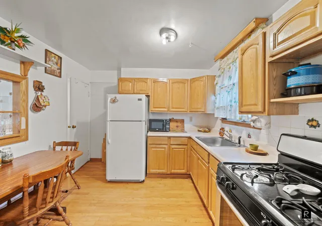 5th image of 444 New Jersey Ave, New York City, NY 11207 | MLS# RLS10968524