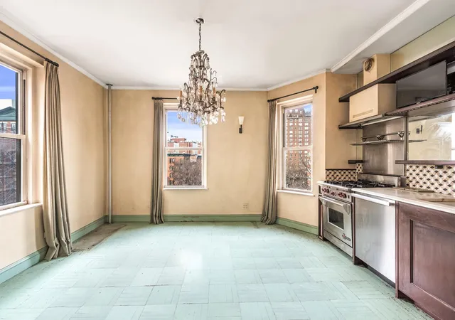 Photo 1 of Sale Pending at 295 W 11Th St #5-KL, New York City, NY 10014 | MLS# RLS10969182 | Listing updated on 2026-07-30