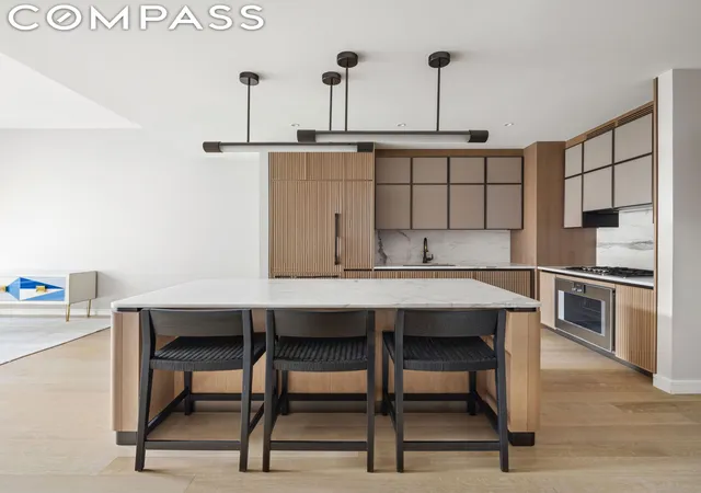 Photo 4 of Sale Pending at 515 W 18Th St #708, New York City, NY 10011 | MLS# RLS10963902 | Listing updated on 2026-08-05