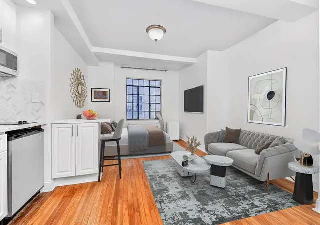 Photo 1 of Sale Pending at 25 Tudor City Pl #806, New York, NY 10017 | MLS# RLS10965557 | Listing updated on 2026-05-15
