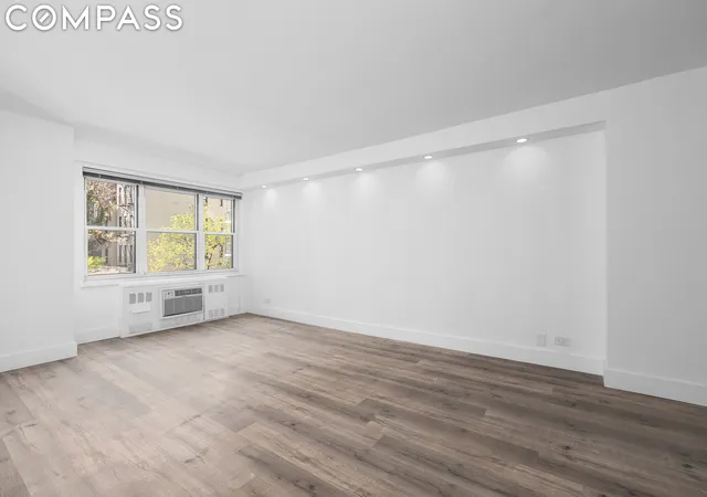 Photo 3 of Sale Pending at 251 E 51St St #4A, New York, NY 10022 | MLS# RLS10987184 | Listing updated on 2026-08-05