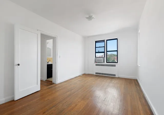 Photo 4 of Sale Pending at 3017 Riverdale Ave #4-C, New York City, NY 10463 | MLS# RLS10968145 | Listing updated on 2026-07-30