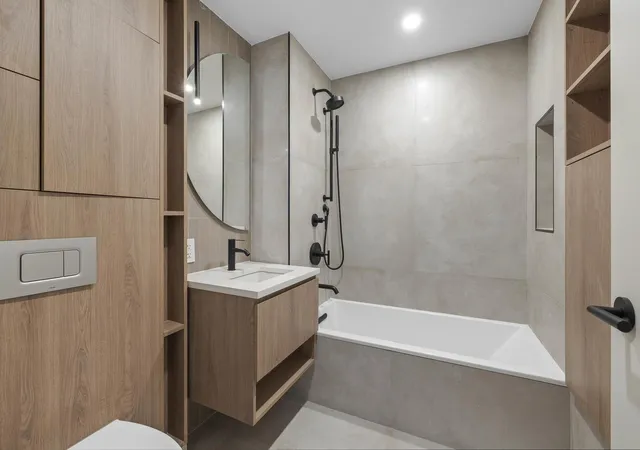 Photo 4 of Sale Pending at 229 Hawthorne St #3-B, New York City, NY 11225 | MLS# RLS10969745 | Listing updated on 2026-08-05
