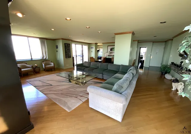 Photo 2 of Sale Pending at 270-10 Grand Central Pkwy #33-O, Floral Park, NY 11005 | MLS# RLS10970048 | Listing updated on 2025-12-15