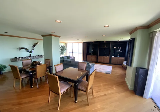 Photo 3 of Sale Pending at 270-10 Grand Central Pkwy #33-O, Floral Park, NY 11005 | MLS# RLS10970048 | Listing updated on 2025-12-15