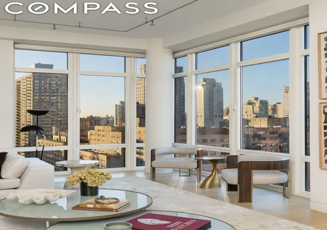 Listing Photo 4 - Condo for sale in building located at 408 E 79Th St, New York City, NY 10075 - Unit #PHA