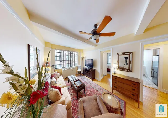 Photo 3 of Sale Pending at 325 E 41st Street #804, New York, NY 10017 | MLS# RLS11013948 | Listing updated on 2026-01-01