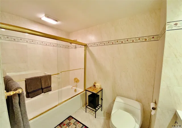 Photo 12 of Sale Pending at 269 10 Grand Central Pkwy #15E, Floral Park, NY 11005 | MLS# RLS11006476 | Listing updated on 2025-12-15