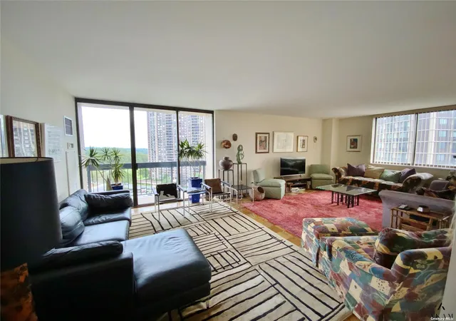 Photo 2 of Sale Pending at 269 10 Grand Central Pkwy #15E, Floral Park, NY 11005 | MLS# RLS11006476 | Listing updated on 2025-12-15