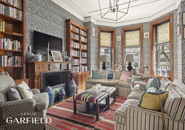 Photo 2 of Single family home for sale at 159 E 71St St, New York, NY 10021 | MLS# RLS11009635 | Listing updated on 2026-04-21