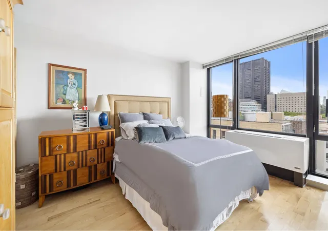 Photo 2 of Condo for sale at 1595 Lexington Ave #8C, New York, NY 10029 | MLS# RLS10999959 | Listing updated on 2025-12-26