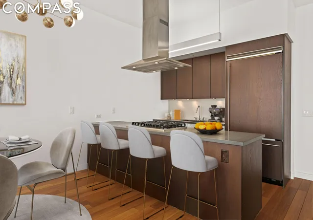Photo 2 of Sale Pending at 225 5Th Ave #10R, New York City, NY 10010 | MLS# RLS10970854 | Listing updated on 2026-07-30