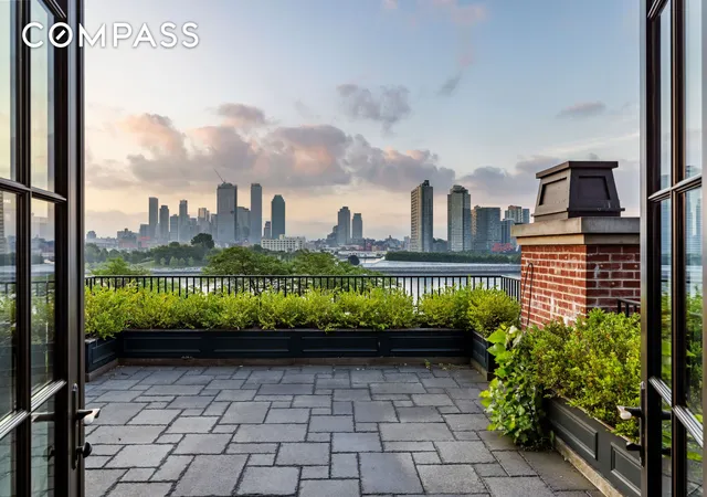 Single family home for sale at 21 Beekman Pl, New York, NY 10022 | MLS# RLS10977252