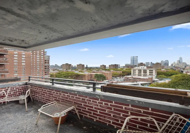 Photo 3 of Sale Pending at 570 Grand St #H1206, New York City, NY 10002 | MLS# RLS11015446 | Listing updated on 2026-07-30