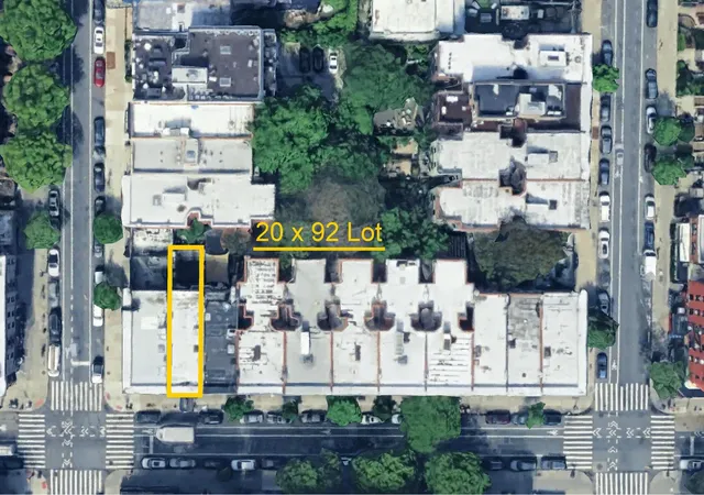 5th image of 760 Franklin Ave, New York City, NY 11238