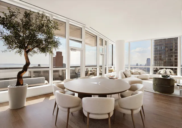 Photo 4 of House for sale at 77 Greenwich St, New York, NY 10006 | MLS# RLS11013359 | Listing updated on 2026-03-15