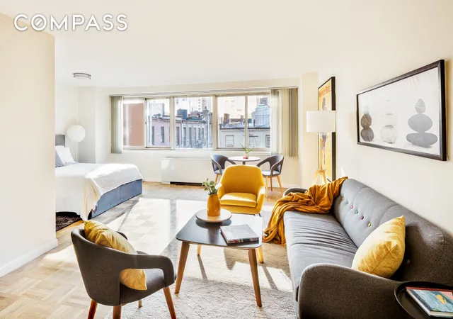 Photo 1 of Sale Pending at 401 E 86th Street #5M, New York, NY 10028 | MLS# RLS11016025 | Listing updated on 2026-01-01