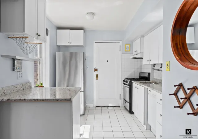 Photo 4 of House for sale at 39-60 52Nd St #4-G, Woodside, NY 11377 | MLS# RLS10995788 | Listing updated on 2026-01-01