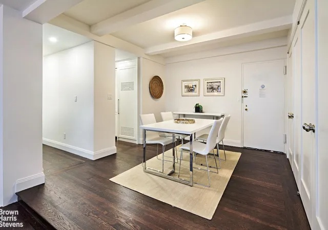 Listing Photo 2 - Condo for sale in building located at 170 E 77Th St, New York City, NY 10075 - Unit #7G