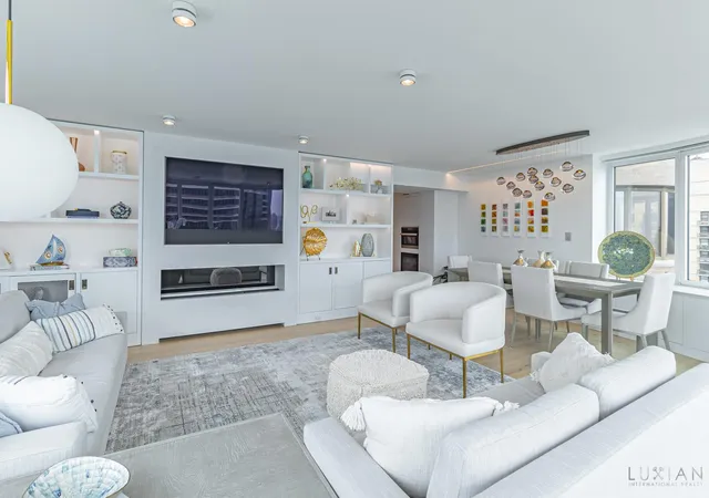 Photo 3 of Condo for sale at 330 E 38th St #36-N, New York, NY 10016 | MLS# RLS11018570 | Listing updated on 2026-01-01