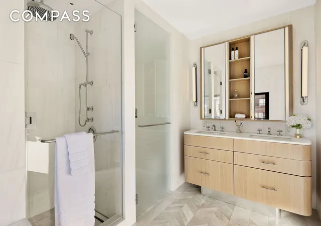 Photo 4 of House for sale at 250 W 96th Street #8A, New York, NY 10025 | MLS# RLS11019101 | Listing updated on 2026-02-27