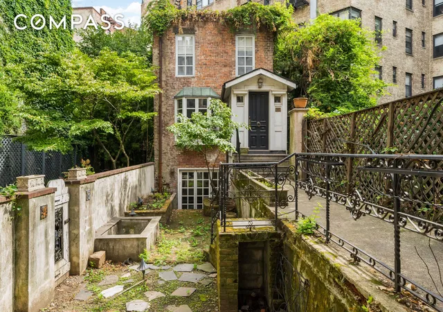Photo 1 of Townhouse for sale at 10 Bedford St, New York, NY 10014 | MLS# RLS11019466 | Listing updated on 2026-02-07