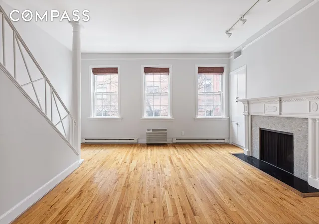 Photo 3 of Townhouse for sale at 10 Bedford St, New York, NY 10014 | MLS# RLS11019466 | Listing updated on 2026-02-07