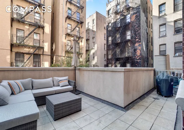 Photo 1 of Condo for sale at 456 W 167th St #1C, New York, NY 10032 | MLS# RLS11020543 | Listing updated on 2026-01-02