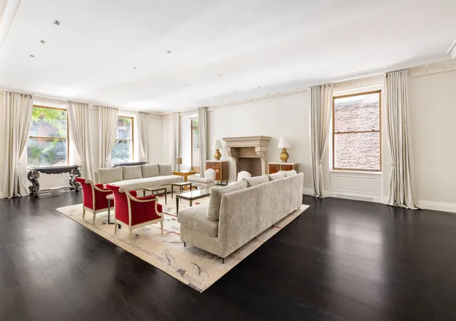Listing Photo 4 - Condo for sale in building located at 740 Park Ave, New York City, NY 10021 - Unit #2/3D
