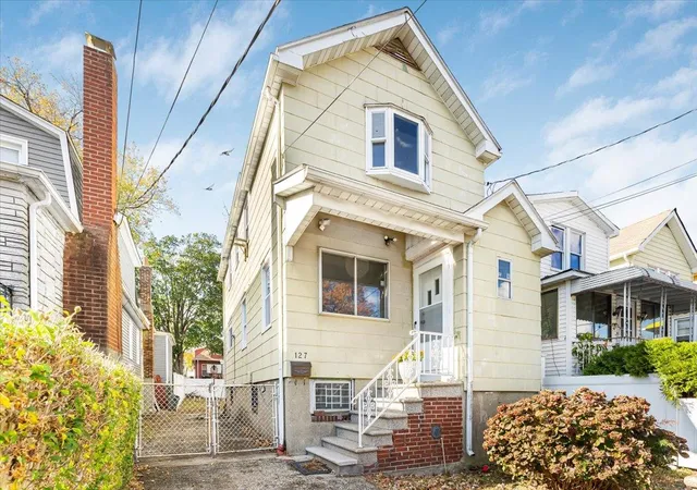 Photo 1 of Sale Pending at 127 Husson Ave, New York City, NY 10473 | MLS# RLS11021399 | Listing updated on 2026-07-30