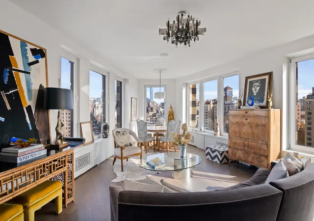 Photo 4 of Condo for sale at 2 Cornelia St #PHA, New York, NY 10014 | MLS# RLS11022554 | Listing updated on 2025-12-15