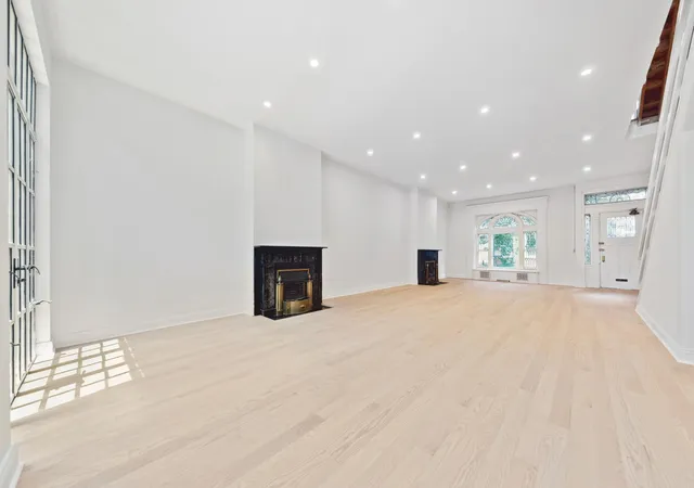 Photo 4 of Single family home for sale at 38 W 11th Street, New York, NY 10011 | MLS# RLS11023150 | Listing updated on 2026-04-06