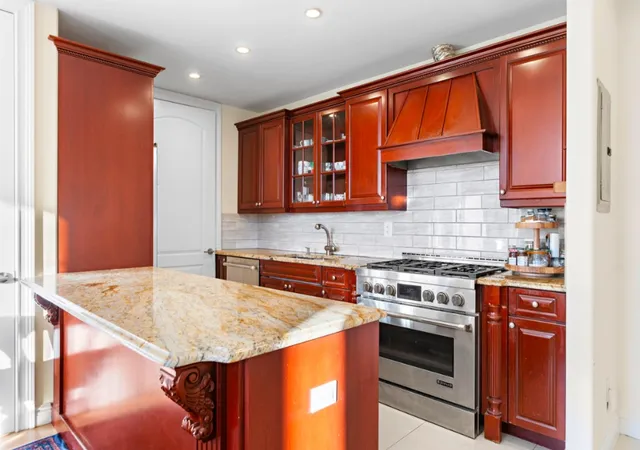 3rd image of 63-36 99Th St #8-D, Rego Park, NY 11374 | MLS# RLS11023396